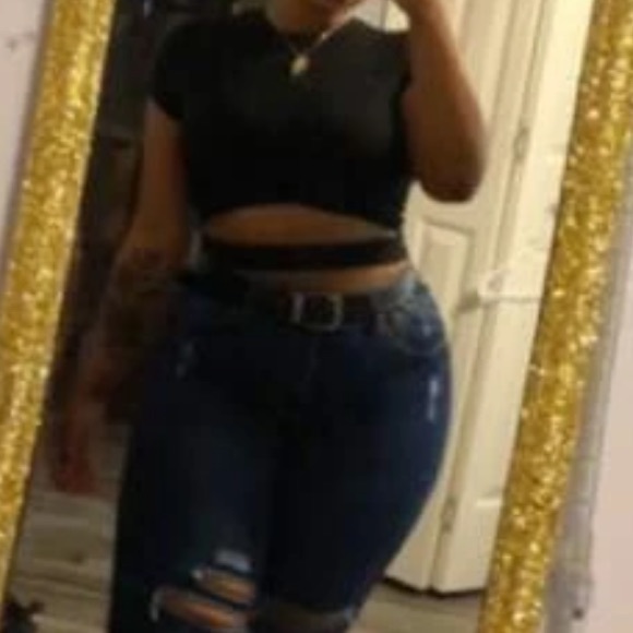 Black Cropped Cut Out Short Sleeve Top - Picture 6 of 6